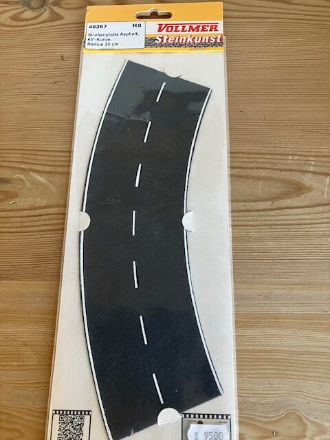 Vollmer 48267  Fleksibel buet vej, radius 30,0 cm 45*  H0 Nyt bredde 8 cm.