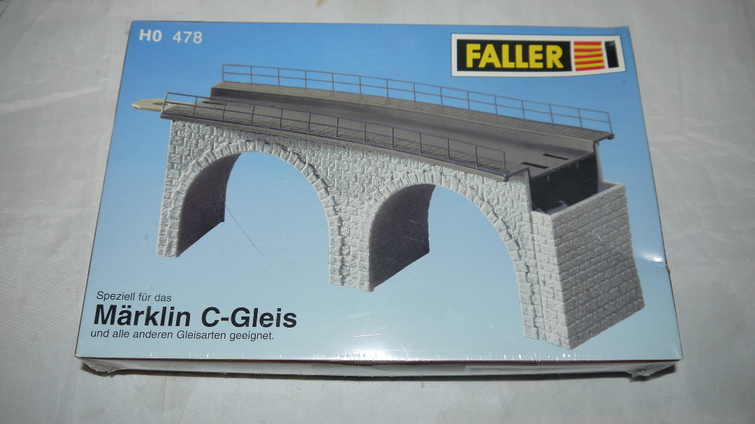 Faller 120478 Brorampe med Piller Bue 30 Grader 17,8 cm BUE 1 Ny i byggesæt H0 Märklin C skinner.