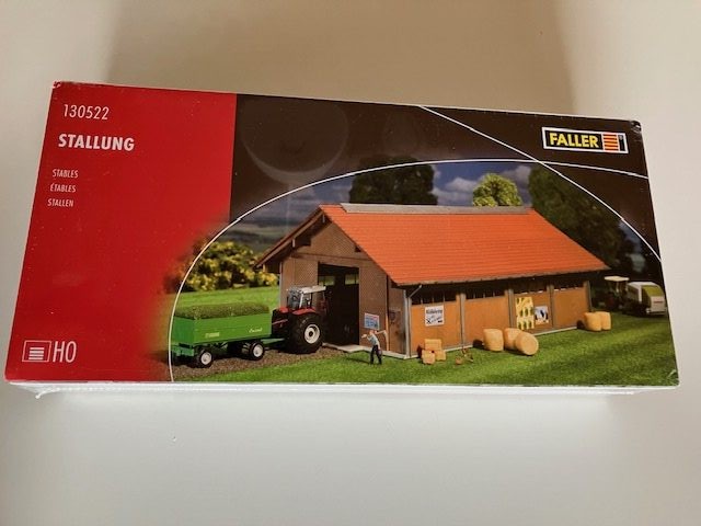 Faller 130522 stald / Lade Nyt Byggesæt 265x146x72 H0