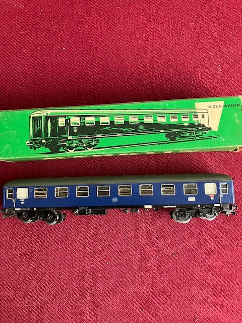Märklin 4023 Stuttgart-Frankfurt AM 1-2 kl H0 Brugt.