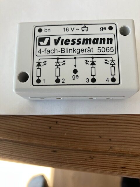 Viessmann 5065 Blinkelektronik til overkørselssignaler Let Brugt Nypris 193 kr