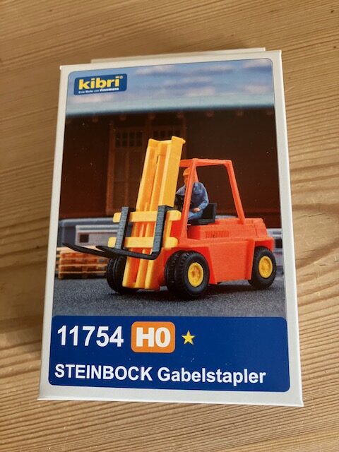 Kibri  11754 Gaffeltruck H0  Ny i Æske,