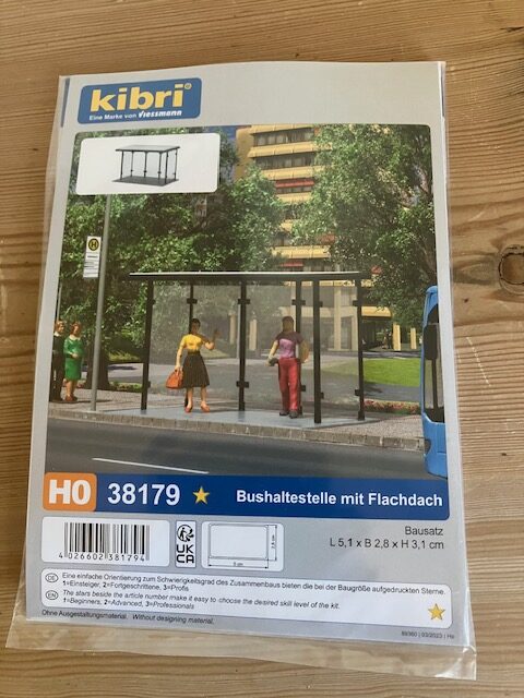 KIBRI 38179 Busskur 5 x 2,8 cm holdeplads H0 Nyt byggesæt