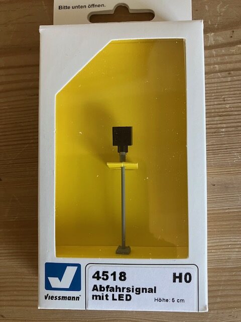 Viessmann 4518 Afgangssignal med LED. H0 Ny