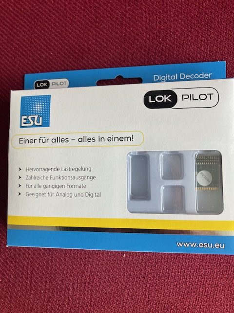 ESU 59612 Lokpilot 5 PLUX x 22 NEM 658,