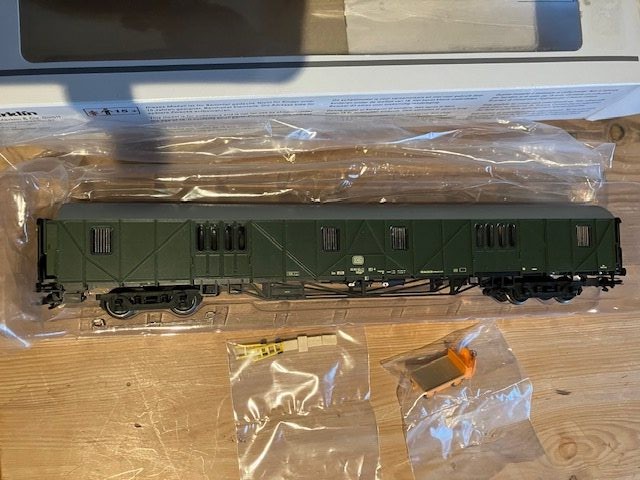 MHI model. Märklin 43992 DB pakvogn med MFX samt lyd og belysning Som Ny.