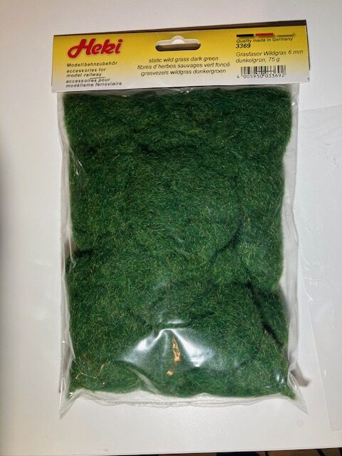HEKI 3369 Græsfiber Wildgræs 6 mm mørkegrøn 75 g