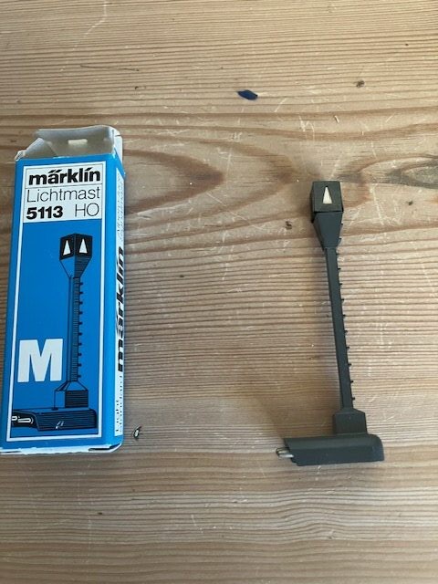 Märklin 5113 Lysmast til afkoblingsskinne Brugt H0