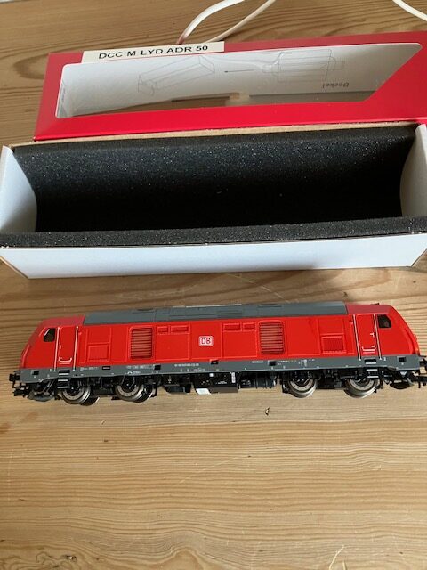 Piko 52510 Br 245 006-2 DB DC 2 skinne Dig med Lyd. H0 let Brugt Som Ny.