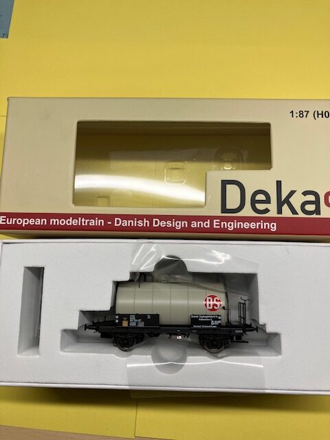 DEKAS 871036 21 RIV 86 DSB 070 1 528-8 DS ca 1966-80 NY. Vejl 379 kr.