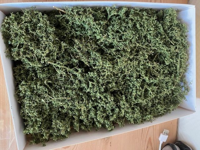 Heki 1672 DIV træer og buske 15 Stk Dunkelgrøn Natur fibre.. H0 TT N Z.NY