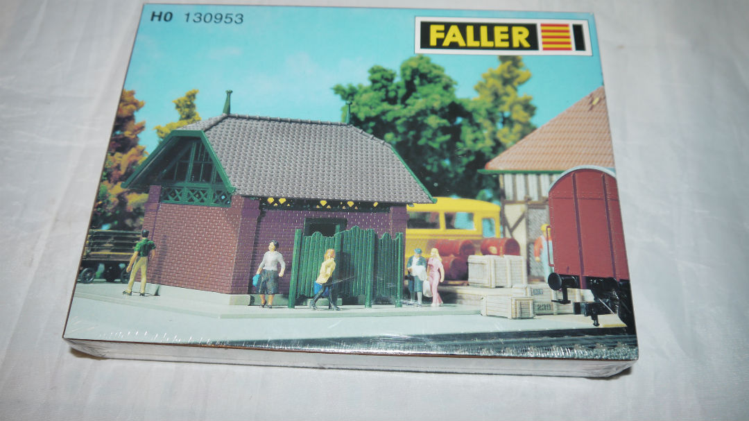 TILBUD Faller 130953 Toilet Hus Nyt Byggesæt i æske H0.