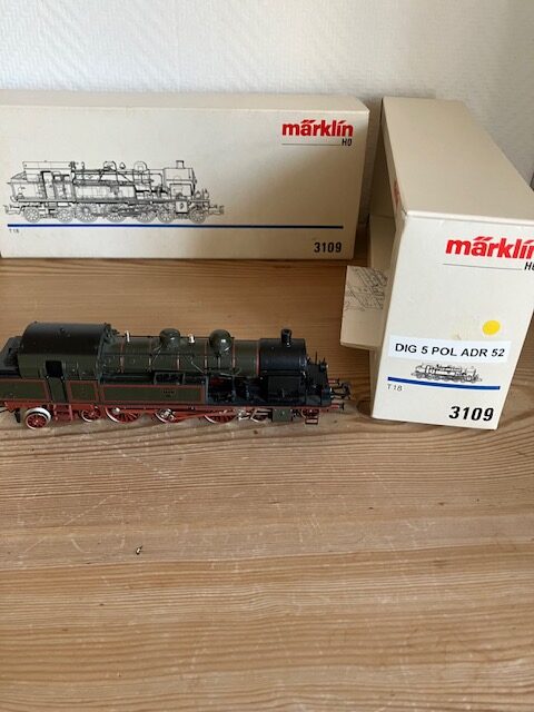 TILBUD Märklin 3109 T 18 8401 Damp lok 5 pol Digital H0 Let brugt.