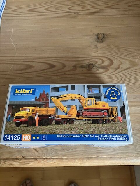 Kibri 14125 MB 2632 Med lav anhænger til Grave maskine H0 Nyt