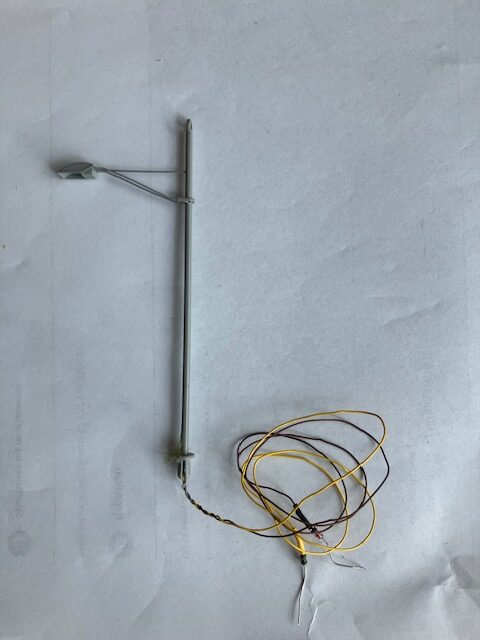 Mast med Lampe 2 og Lys Ingen fabrikat H0 Har Flere.
