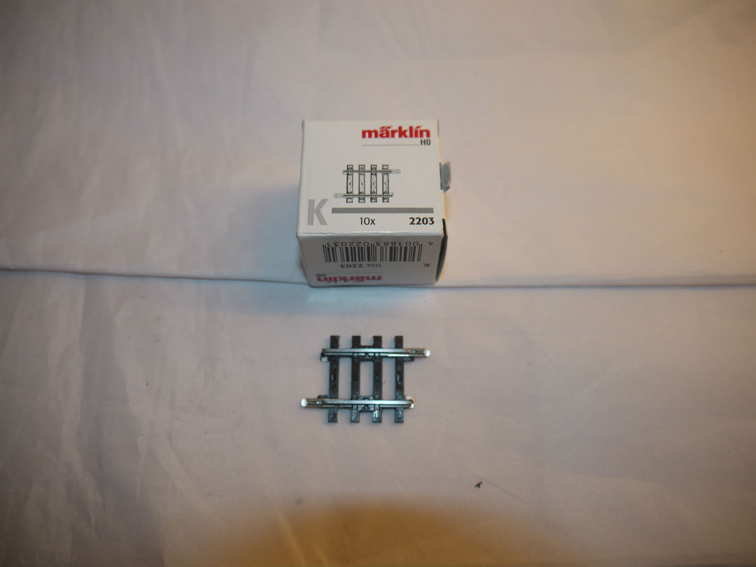 Märklin 2203 lige K skinne 30 mm Ny Pris pr stk. H0 AC