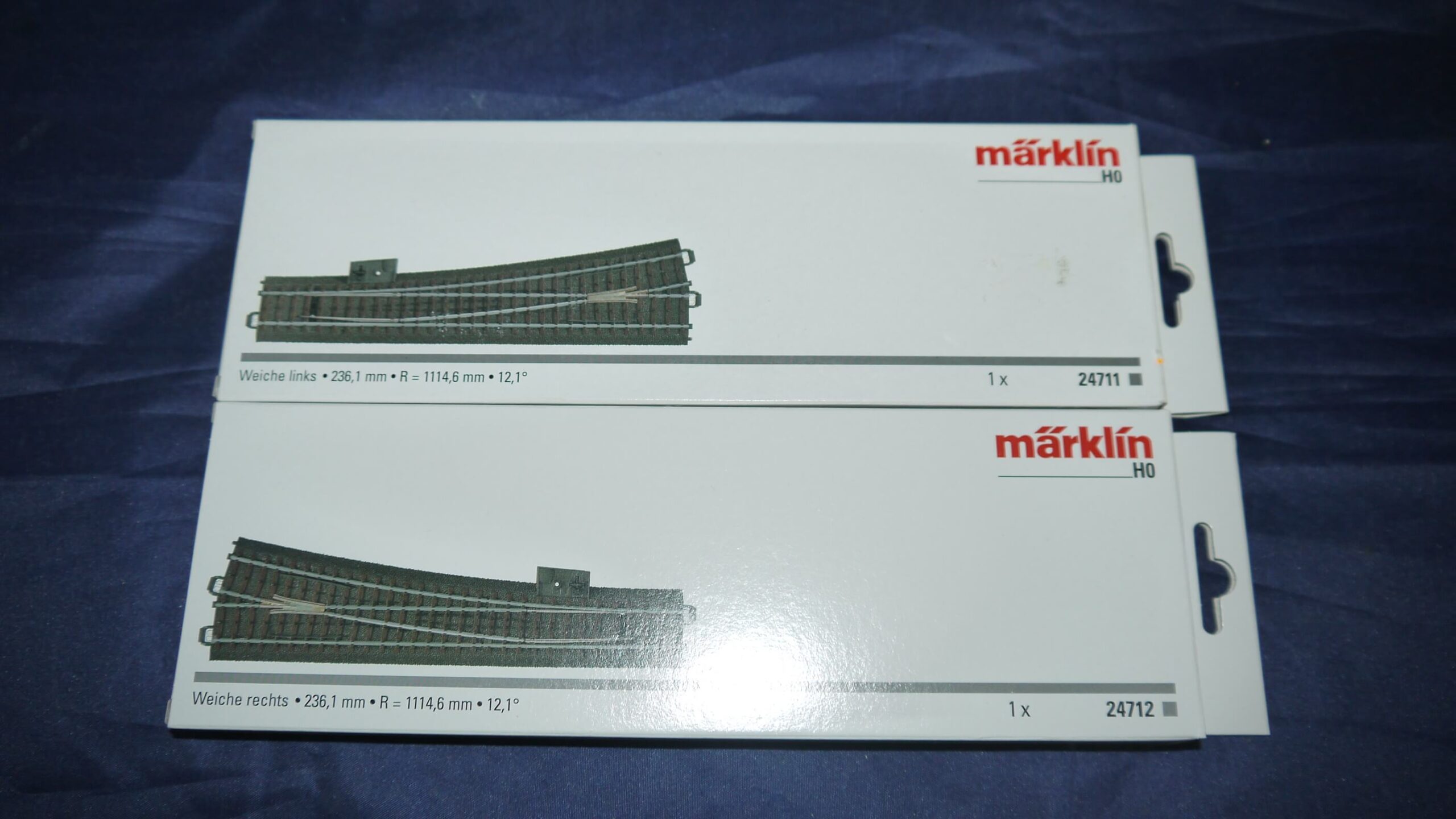 Märklin 24711 og 24712 Nye Slanke Sporskifter H0 AC Pris pr stk.