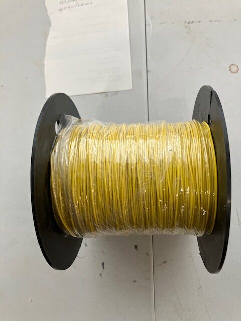 GUL Ledning 1 x 0,25 mm2 flertrådet. Nyt pris pr Meter.