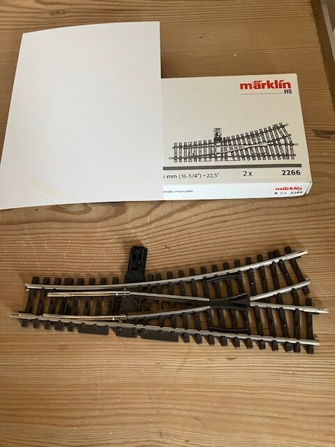 Märklin 2265 1 Håndbetjent Venstre Sporskift K skinner Uden æske NYT