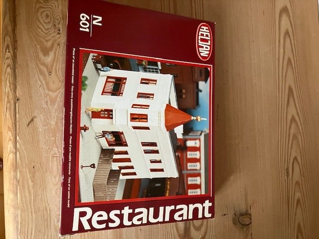 Heljan 601 Restaurant Spor N Byggesæt 15x15x5,5 cm