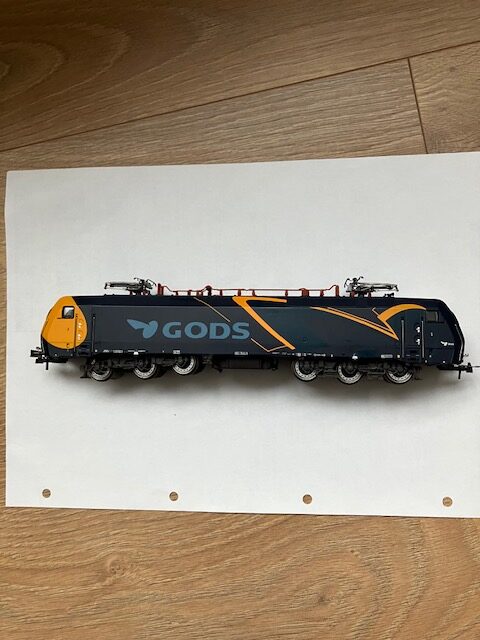 Heljan EG 3113 DSB Gods Ny dekoder - 1 puffe. H0 Let brugt. DCC 2 skinne..