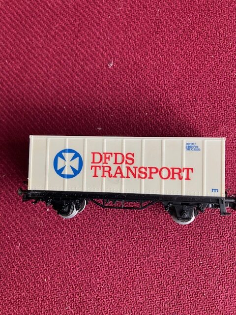 Märklin DFDS Transport Containervogn  Brugt  Lille Gulning H0.