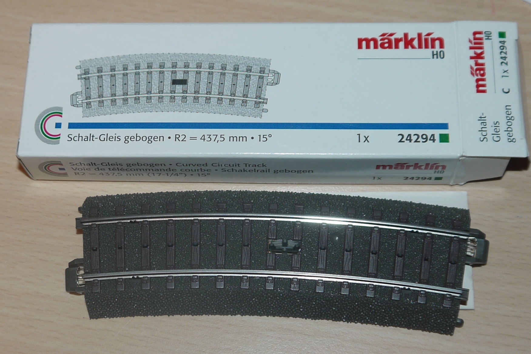 Märklin 24294 Kontaktskinne 1/2 bue 2 Skinne. nyt Til f.eks at styre Sporskift signal mm H0 AC NYT.