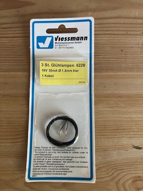 Viessmann 3 stk 6228 Glødelampe 16 V ø 1,8mm klar 1 kabel.  NYT