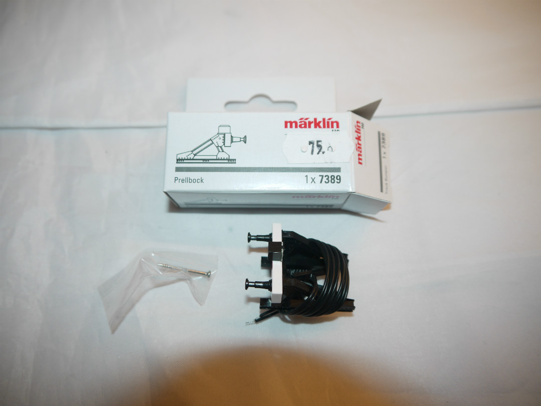 Märklin 7389 K Skinne stopbum med Lys . Ny H0 AC