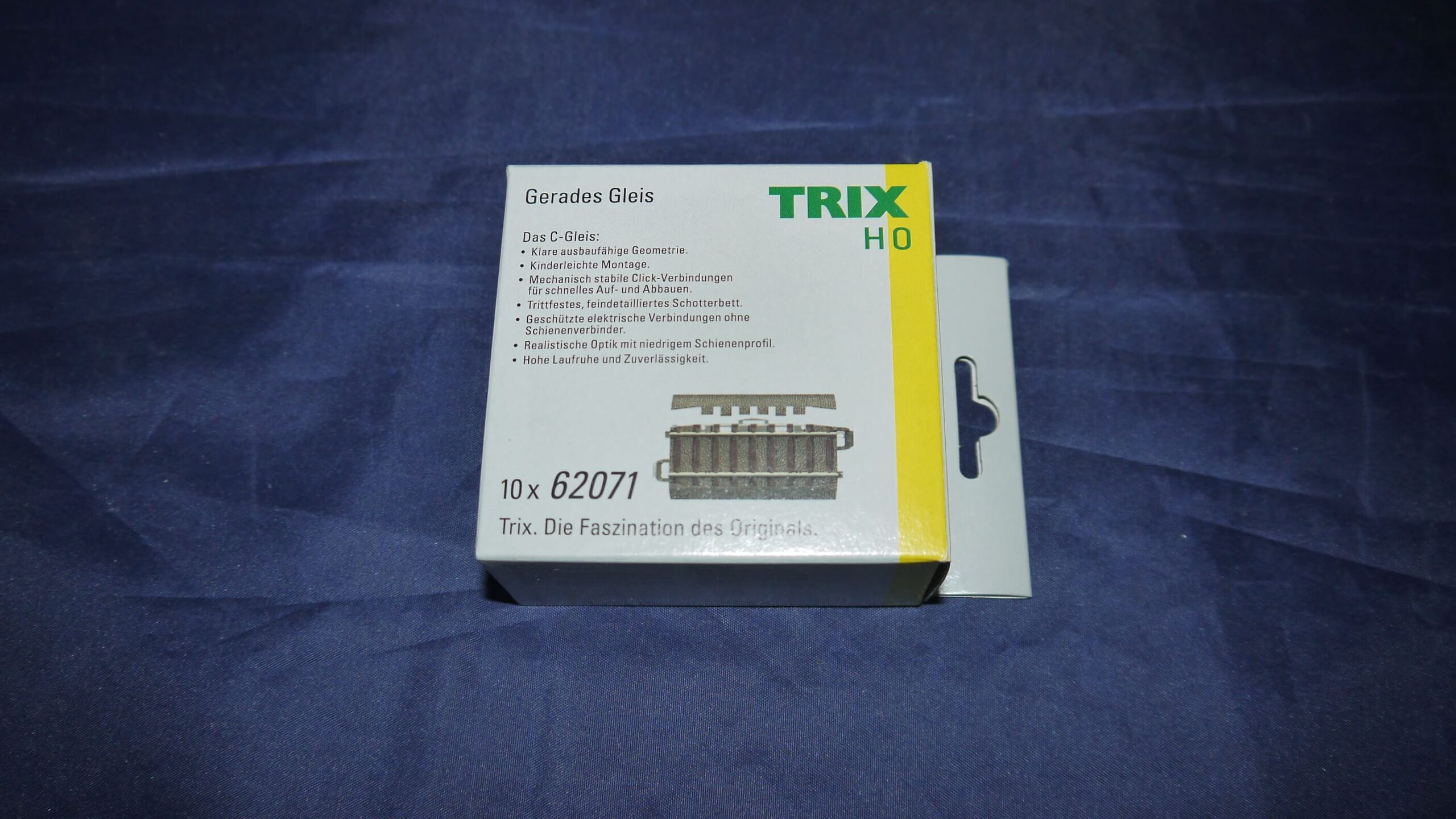 Trix 62071 Lige skinne 71 mm DC ( til 62711-12) Nyt pris pr stk .
