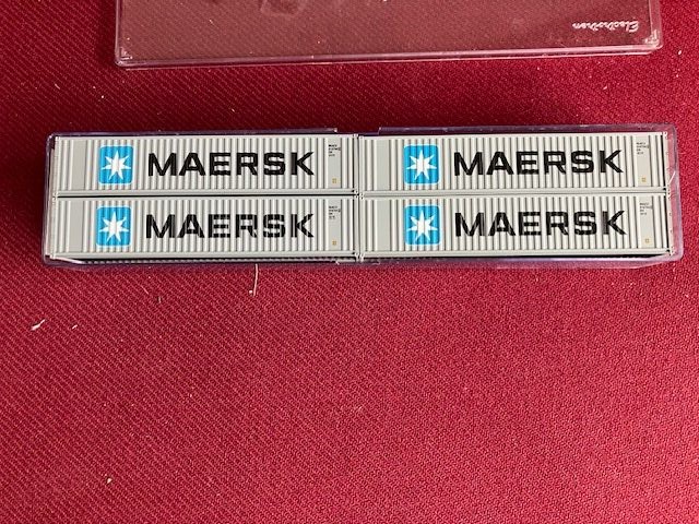 Maersk 4 stk 40 Fods Containere. Som Ny i Æske H0.