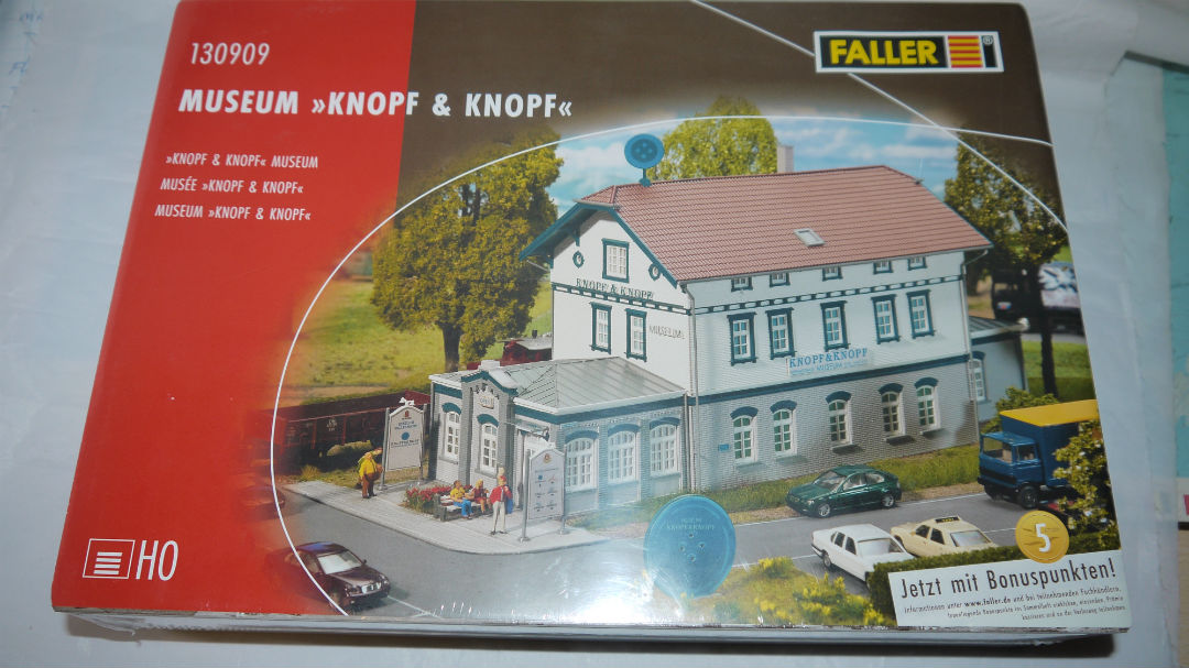 Faller 130909 Byggesæt Museum " Knopf &amp; Knopf" Nyt i Æske. H0