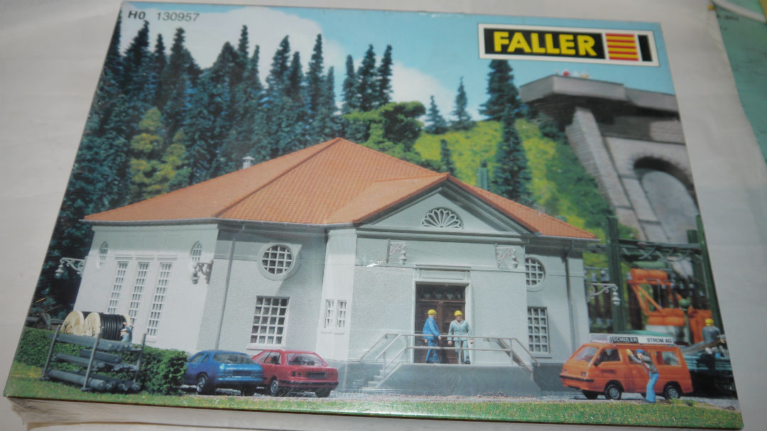 Tilbud Faller 130957 El station/ koblingsstation Ny i æske Byggesæt H0.