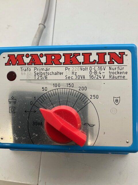 Märklin 6632 30 VA trafo Brugt H0 Kun til analog kørsel...