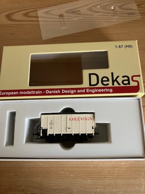 DEKAS 872120 Kølevogn DSB IVM 20 252 Ca 1948-58 Ny H0. Køb 3 stk - 20 %
